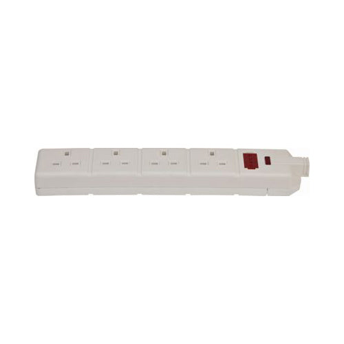 Permaplug Trail Socket 4-Way White BS1363/A Safety Shutters Qty 1